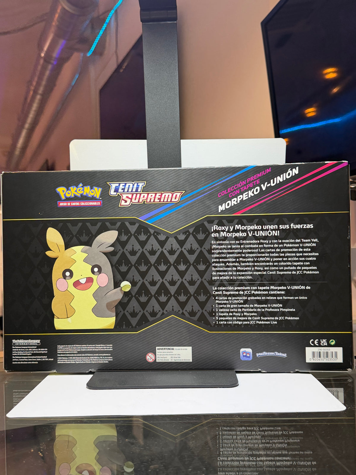 JCC Pokémon: Colección Premium con tapete de Morpeko V-UNION - Cénit Supremo
