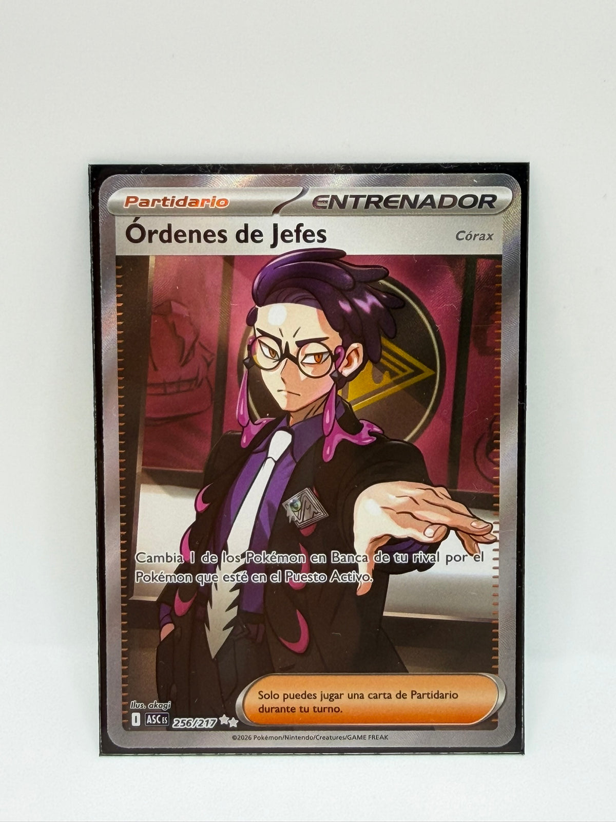 Pokémon TCG – Órdenes de Jefes (Córax) 256/217 | Héroes Ascendentes (Español)